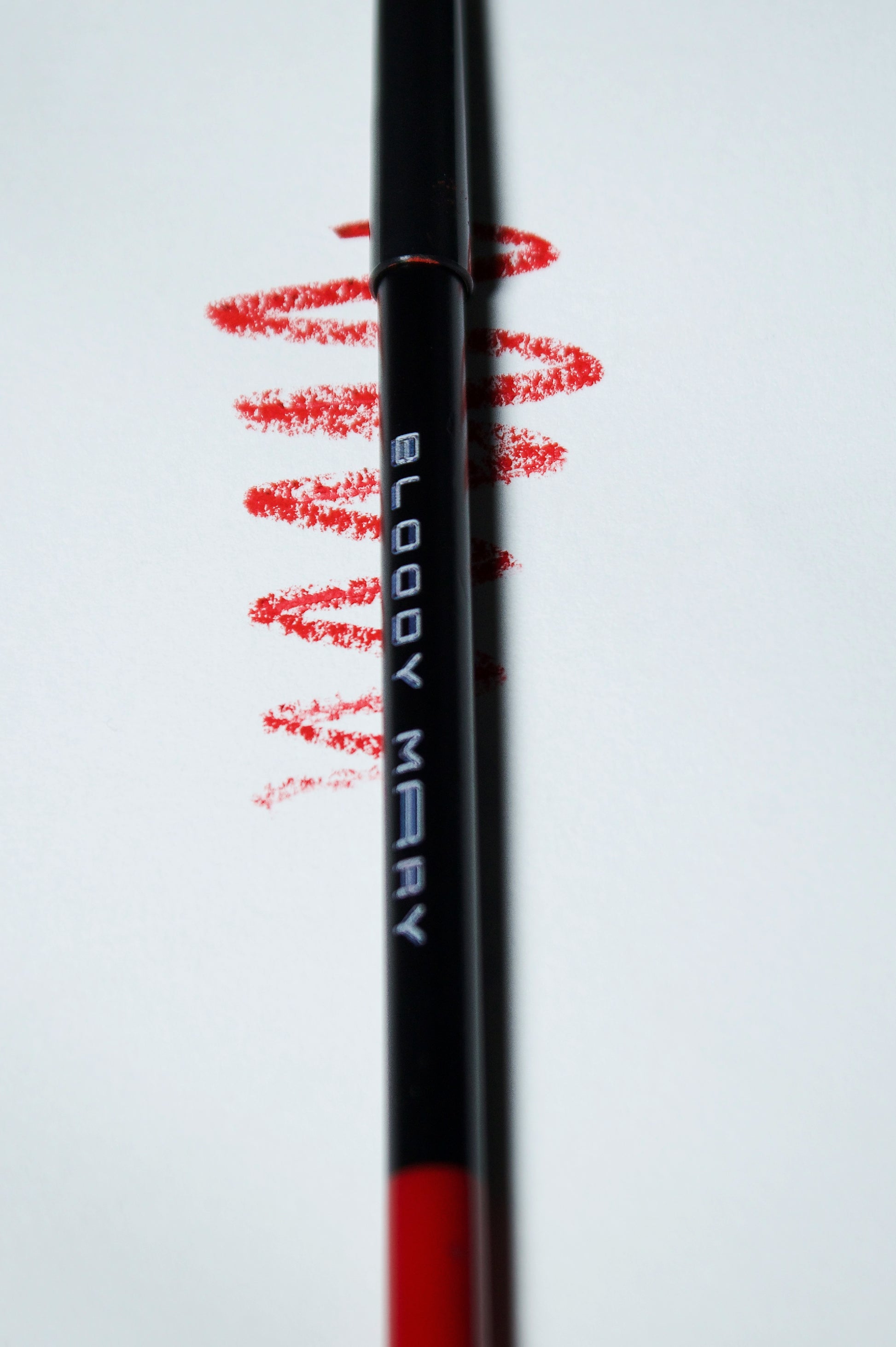 BLOODYMARY - LEAL BEAUTII LIP LINER
