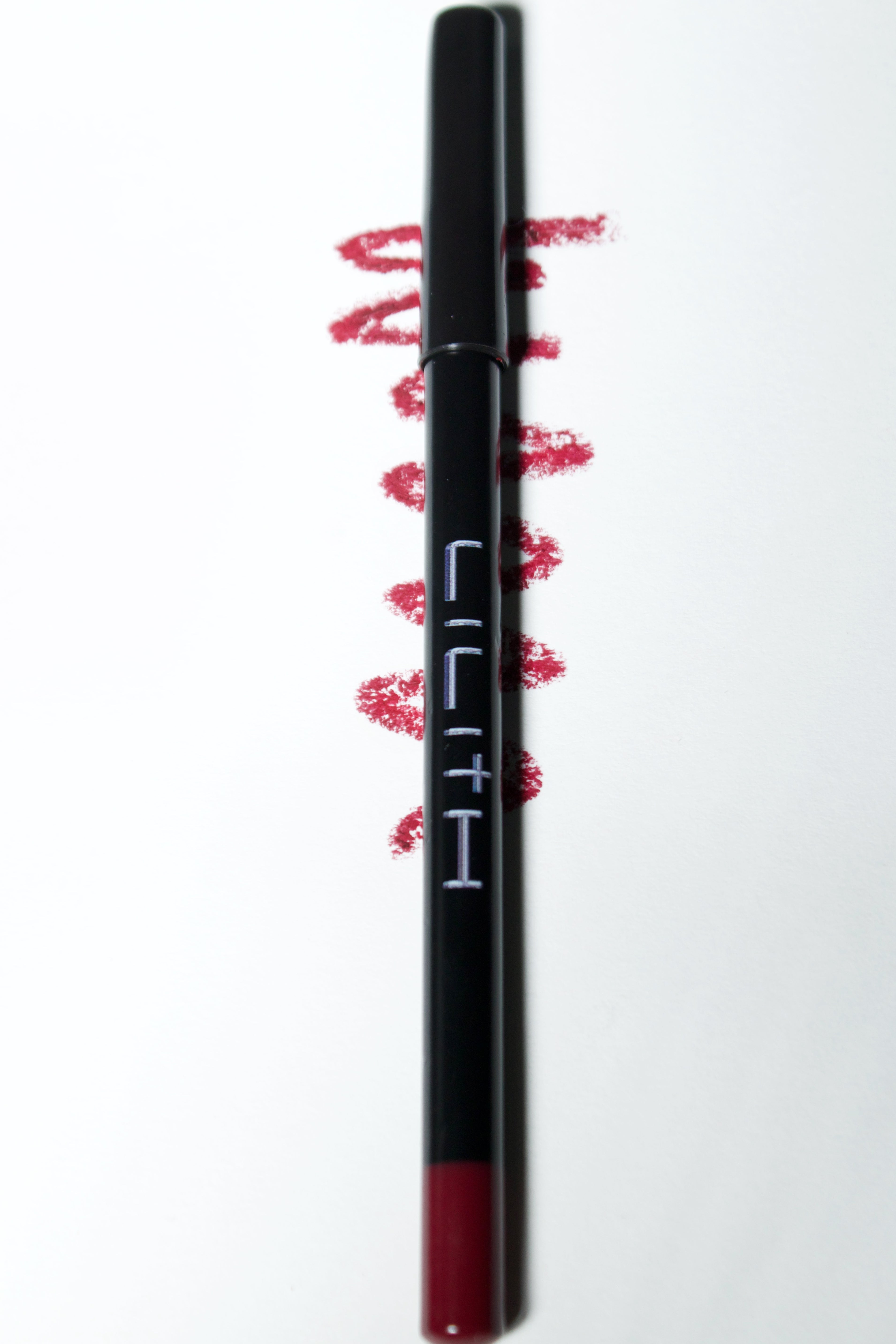 Lilith- LEAL BEAUTII LIP LINER